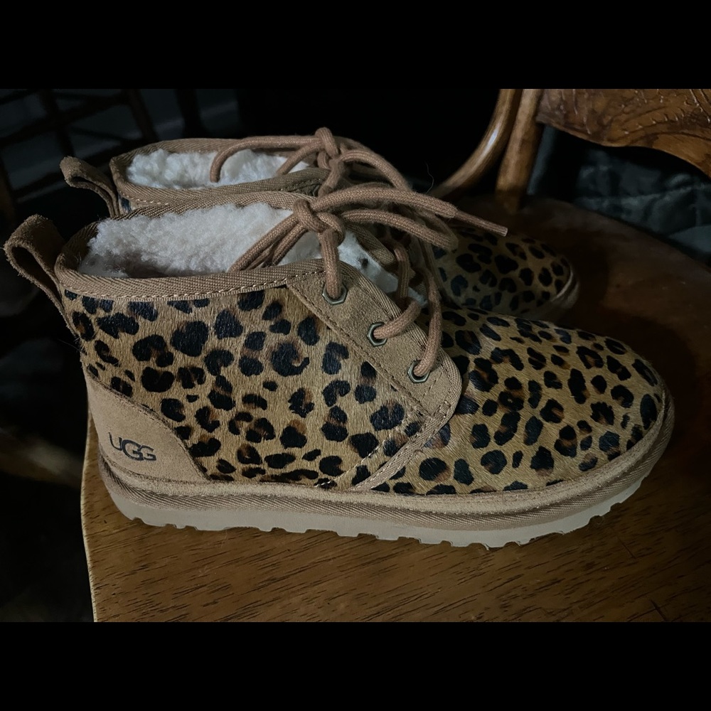 UGG Neumel Leopard Boots Size 7